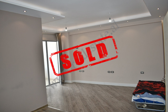 Apartament 1+1 per shitje ne zonen e Kamzes ne Tirane